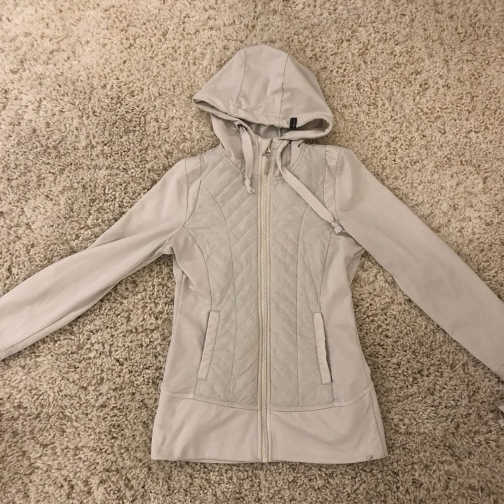 Mondetta Activewear zip up